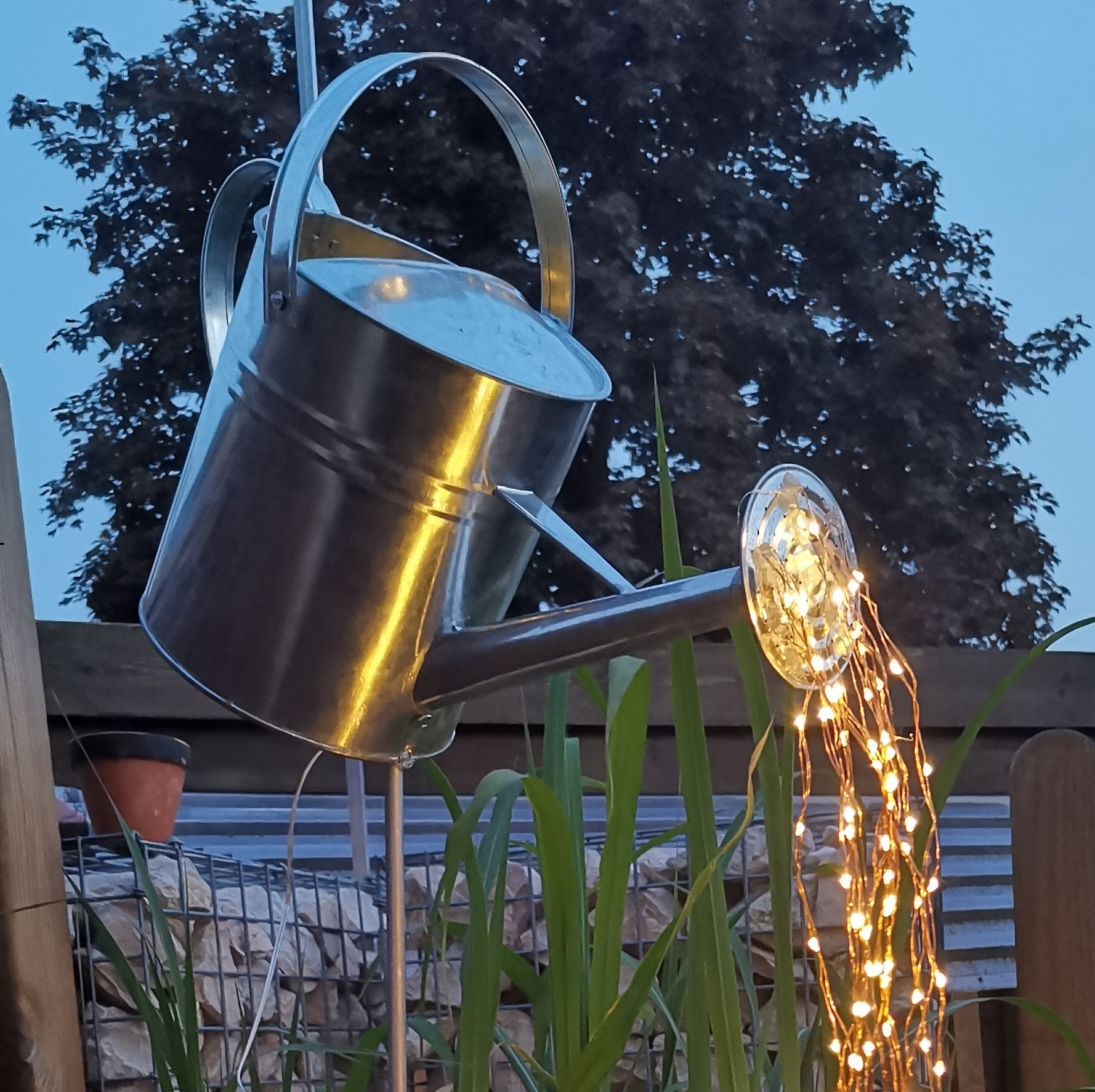 Solar-Gießkanne „Lichterregen“ – Zink, 5 L, mit LED-Lichterkette