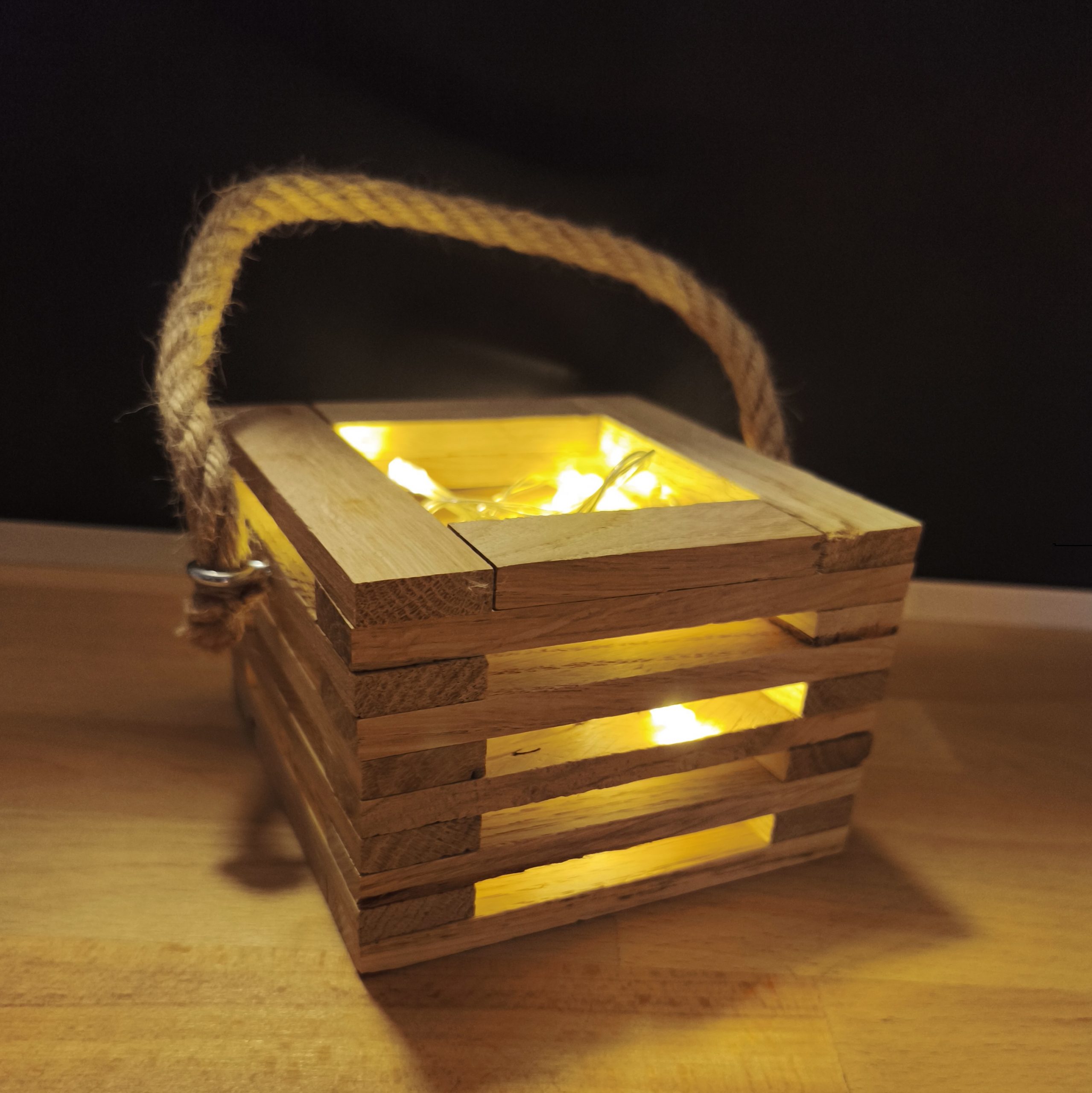 2er-Set LED-Holzlaternen mit Tragegriff – Handgefertigte Deko im maritimen Stil