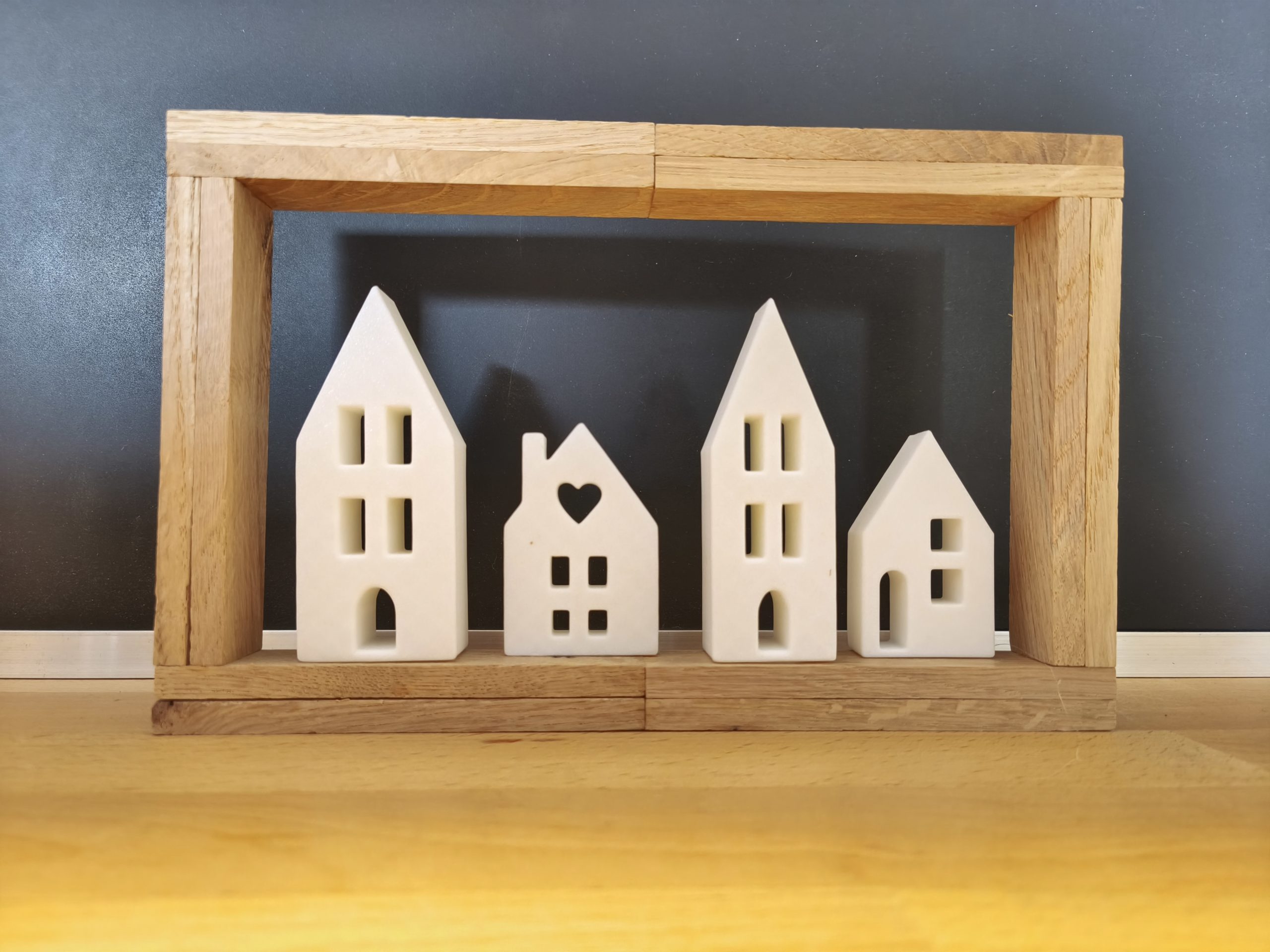 LED-Dekorahmen „HOME“ 26,4 x 14,4 im Eichenholz-Rahmen – Bild 4